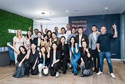 从中国到伦敦：瓦力棋牌(中国)国际的 “无边界” 平台，让优秀者与世界对话